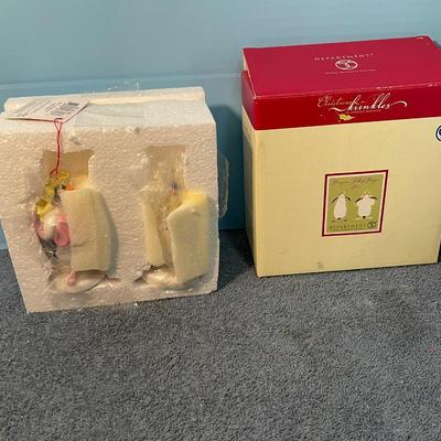 LOT 90 COLLECTABLE DEPT 56 CHRISTMAS PENGUIN SHAKERS