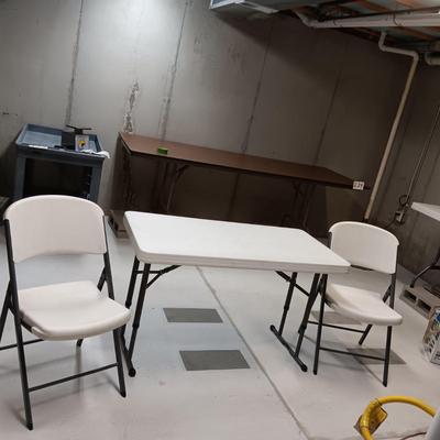 LIFETIME 4 FOOT TABLE AND 2 LIFETIME FOLDING CHAIRS