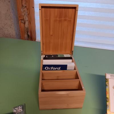 NICE WOODEN CRIBBAGE BOARD, WOODEN INDEX FILE BOX AND 2 CIGAR BOXES