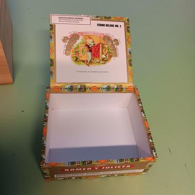 NICE WOODEN CRIBBAGE BOARD, WOODEN INDEX FILE BOX AND 2 CIGAR BOXES