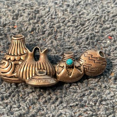 LOT 110 STERLING TURQUOISE NATIVE AMERICAN POTS PIN