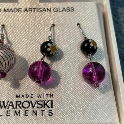 LOT 114 BEAUTIFUL STERLING SWAROVSKI EARRINGS in BOX