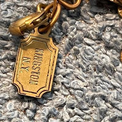LOT 118 FAB COLLECTABLE BRASS PIDIDDLY LINKS CAT CHARM BRACELET