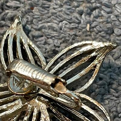 LOT 120 GREAT DESIGNER SIGNED CLIP EARRINGS
