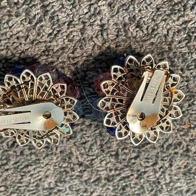 LOT 120 GREAT DESIGNER SIGNED CLIP EARRINGS