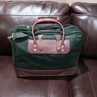 LIKE NEW DULUTH TRADING COMPANY CANVAS AND LEATHER BAG