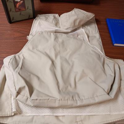 ORVIS CANVAS AND LEATHER BAG, FISHING VEST (L), JOURNAL AND KNOT TYING BOOK