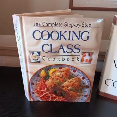 GREAT SELECTION OF COOK BOOKS