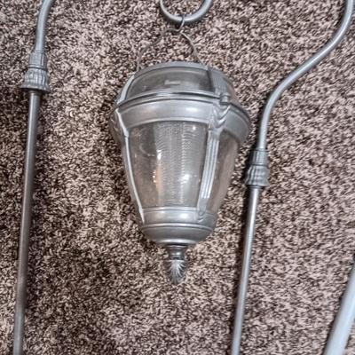 STAKED HANGING SOLAR LIGHTS