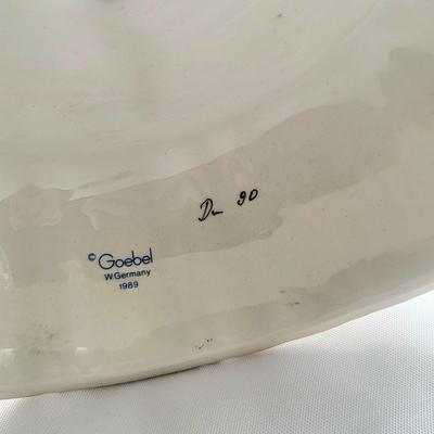M.I. Hummel Goebel Porcelain Baking Molds Wall Hangers 1989