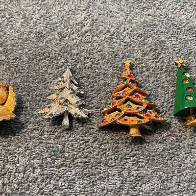 LOT 121 FAB CHRISTMAS TREES ANGEL PINS