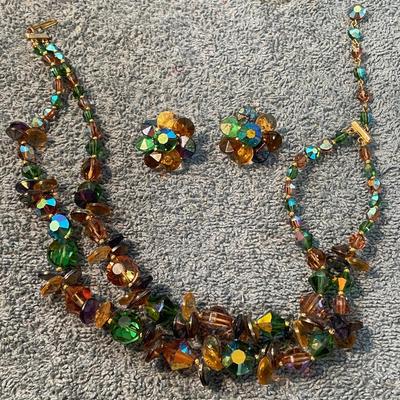 LOT 128 BEAUTIFUL SPARKLE ART GLASS BEAD JEWELRY