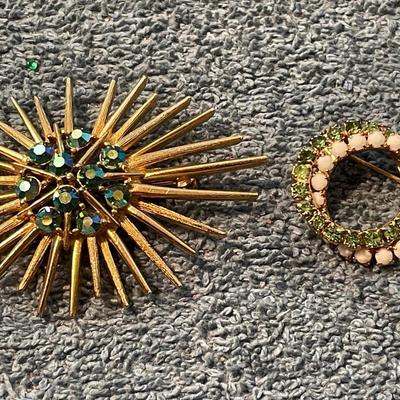 LOT 132 UNIQUE RHINESTONE PINS