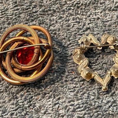 LOT 132 UNIQUE RHINESTONE PINS