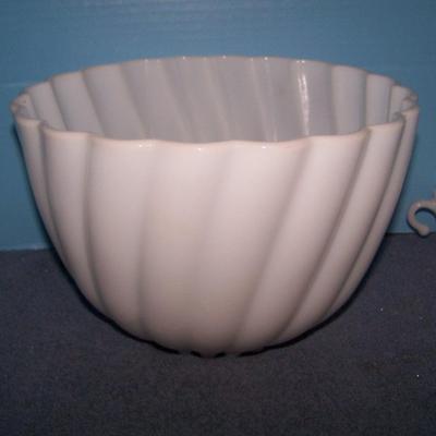 LOT 140 WONDERFUL MCM MILK GLASS PUNCH BOWL & 10 CUPS