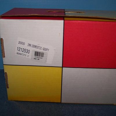 LOT 144 SUPER DISNEY NIB MILLENNIAL MICKEY