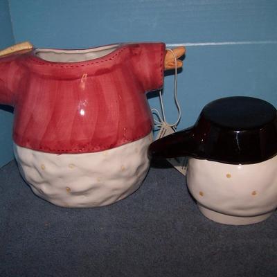 LOT 145 TWO CUTE CHRISTMAS COOKIE JARS