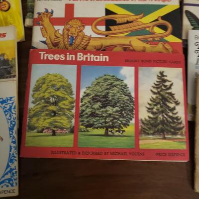 Vintage Picture Card Books: Brooke Bond, Wills's & AGS (D-KD)