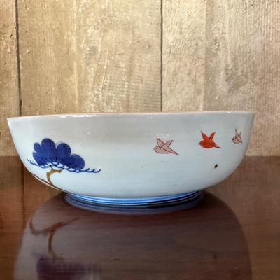 K1036 Pair of Antique Japanese Imari Porcelain Bowls