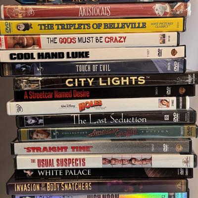 Over 140 DVDs (B3-DZ)