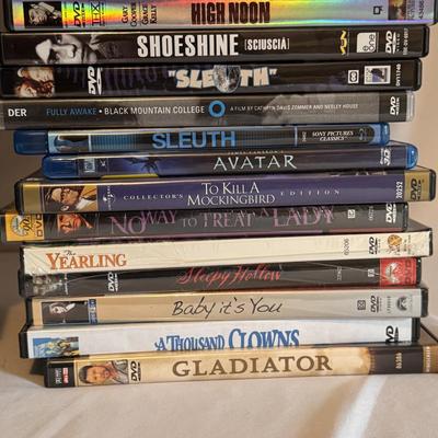 Over 140 DVDs (B3-DZ)