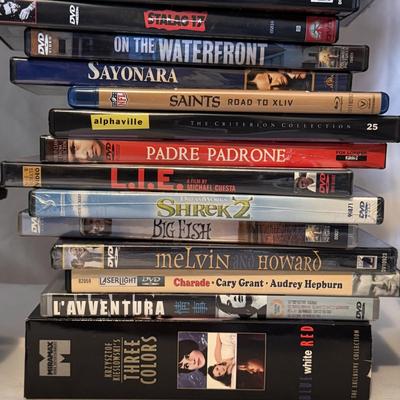 Over 140 DVDs (B3-DZ)