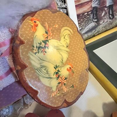 Lot 28 Chicken Wall deccor