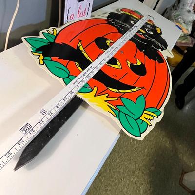 Lot 34 Holiday Signs