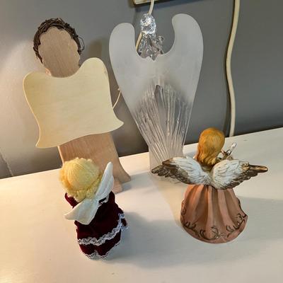 Lot 43 Angels