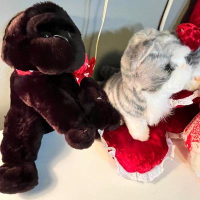 Lot 50 Valentines Plushies II