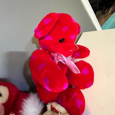 Lot 50 Valentines Plushies II