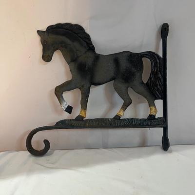 Cast Iron Horse Silhouette Wall Mount (BP-MG)