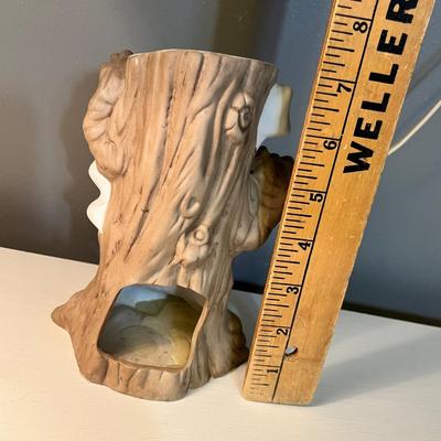 Lot 75 Casper the Ghost vase