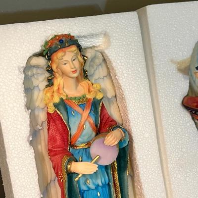 Lot 80 Lenox Angels