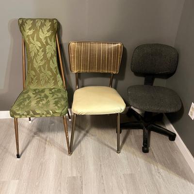 Lot 81 3 chairs