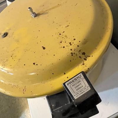 Lot 84 Kitchen items