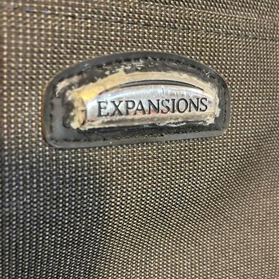 Lot 87 Luggage set I