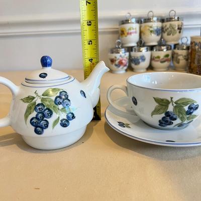 12 Piece Porcelain China Lot - Dunoon Mugs, Royal Worcester Egg Coddler Set,