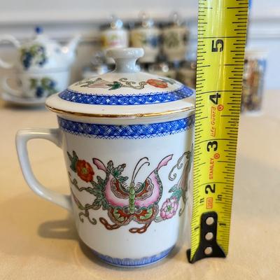 12 Piece Porcelain China Lot - Dunoon Mugs, Royal Worcester Egg Coddler Set,