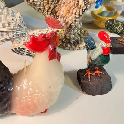 Lot 94 Chicken decor...again