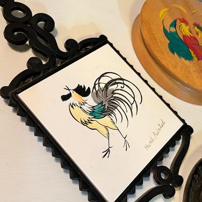 Lot 95 Vintage chicken decor