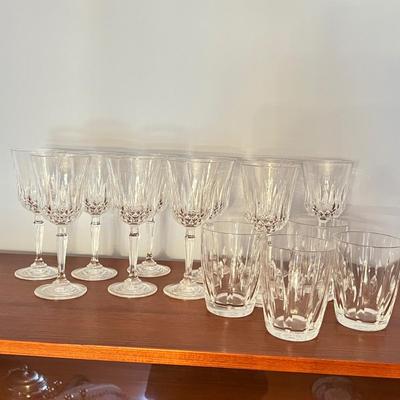 Lead Crystal Lot - 4 Waterford Old Fashion Glasses, 10 Crystal Wine Glasses