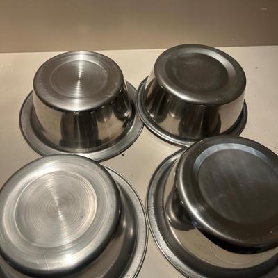 Stainless Steel Pet Bowls & More (BP-MG)