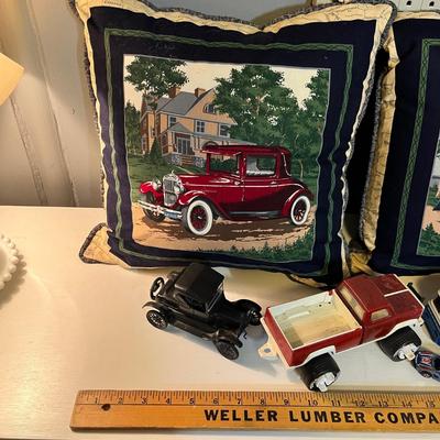 Lot 101 Car decor & toys