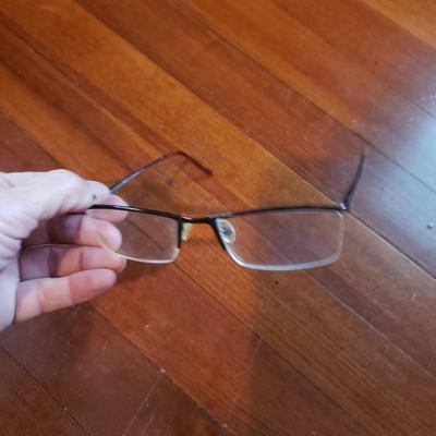 Eye-Bobs Reading Glasses/Sunglasses and More (B2-KD)