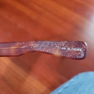 Eye-Bobs Reading Glasses/Sunglasses and More (B2-KD)