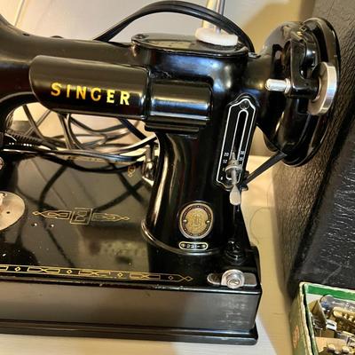 Lot 122 Singer Featherweight sewing machine