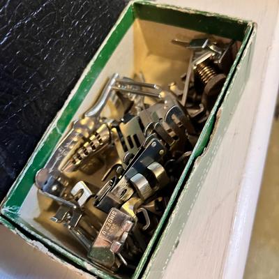 Lot 122 Singer Featherweight sewing machine