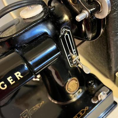Lot 122 Singer Featherweight sewing machine
