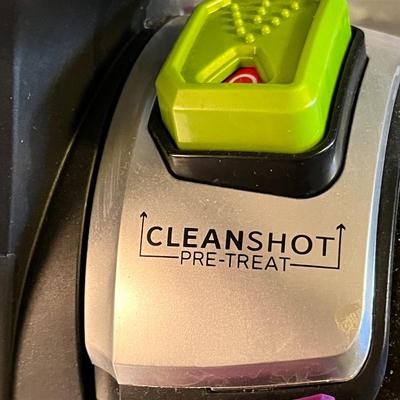 Lot 125 Bissell Vacuum
